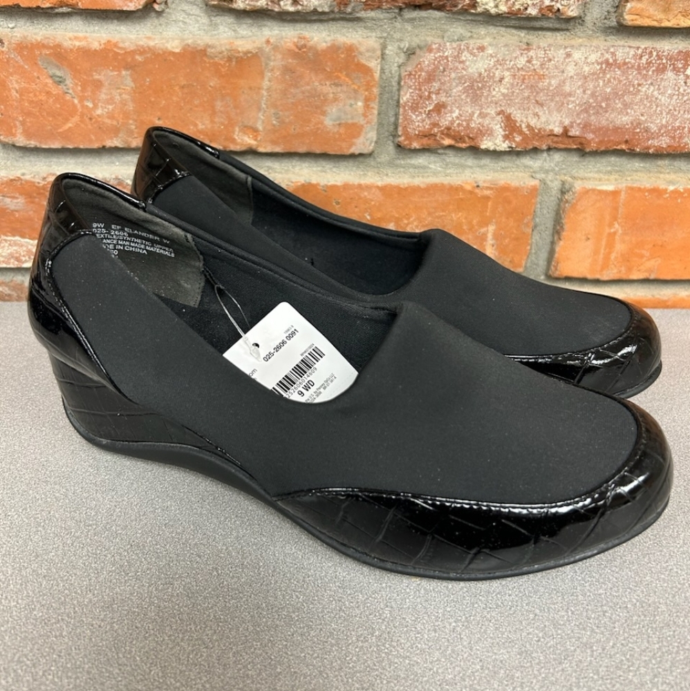 NIB East 5th Elander Black Slip-On Dress Shoes Size 9W New